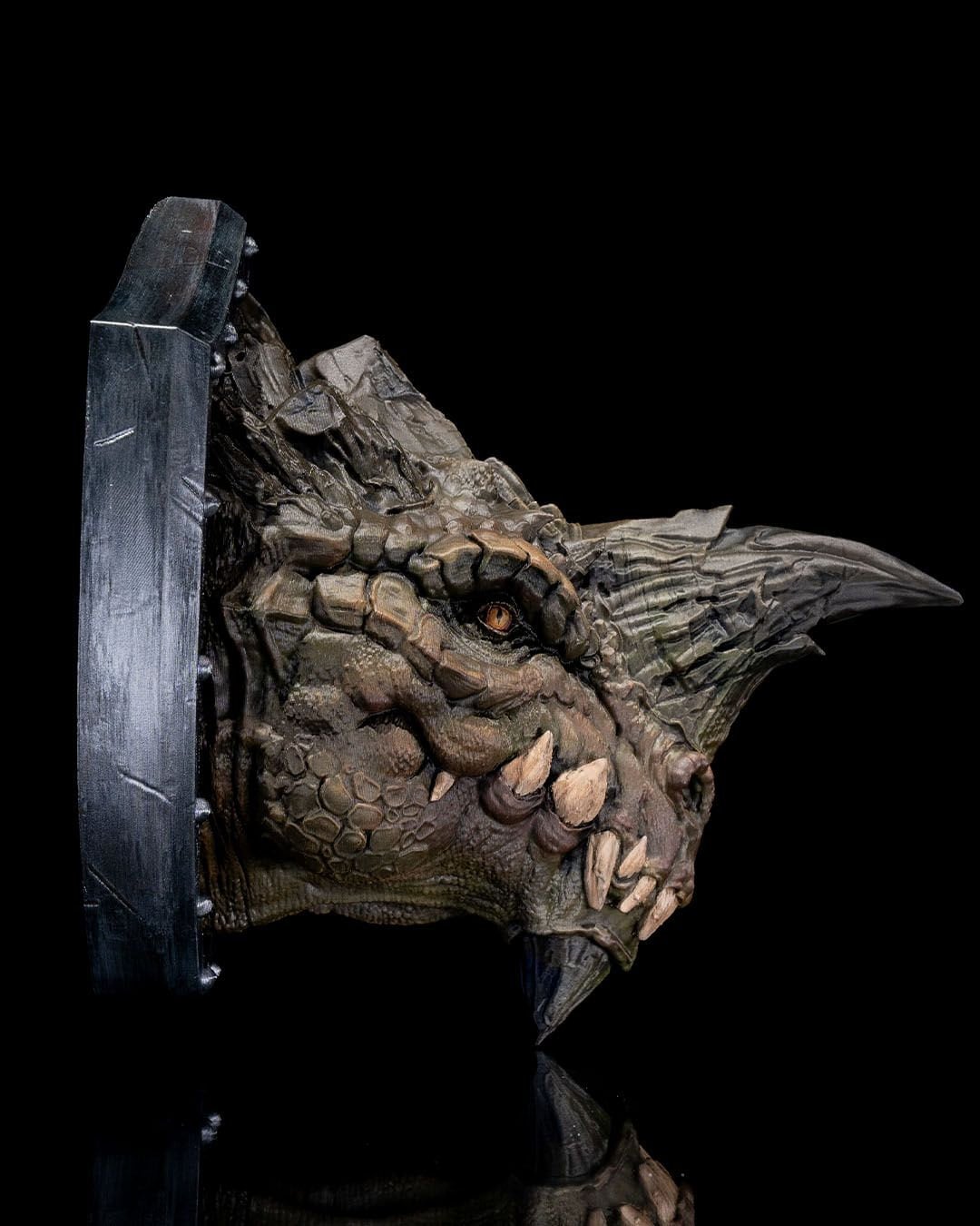 Ancient Dragon Head Wall Trophy, Dragon Skull Plaque, Fantasy Wall Decor, Gothic Medieval Home Decoration, Ready to Pain