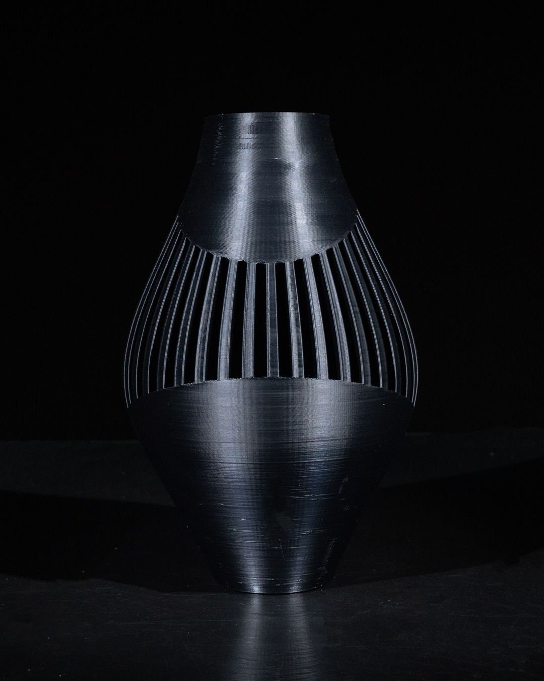 Rinex Vase - Versatile Greenery Holder for Indoor and Outdoor Use