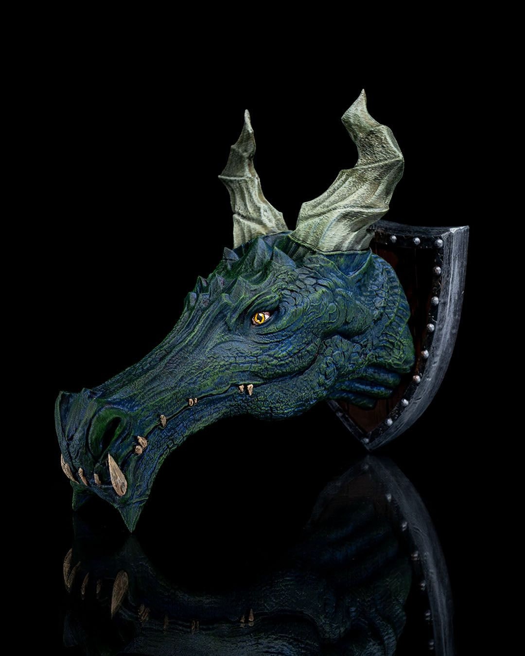 Wyvern Dragon Head Trophy - Exquisite 3D Printed Fantasy Decor - Ready to Paint