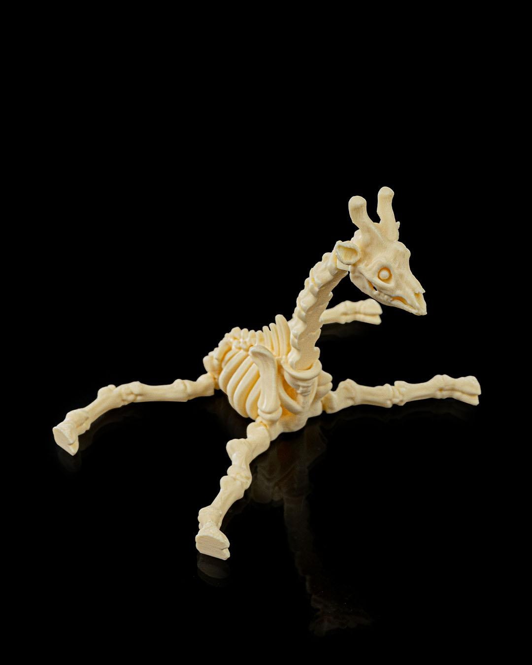 Skeleton Giraffe Figurine - Articulated Pet Collectible