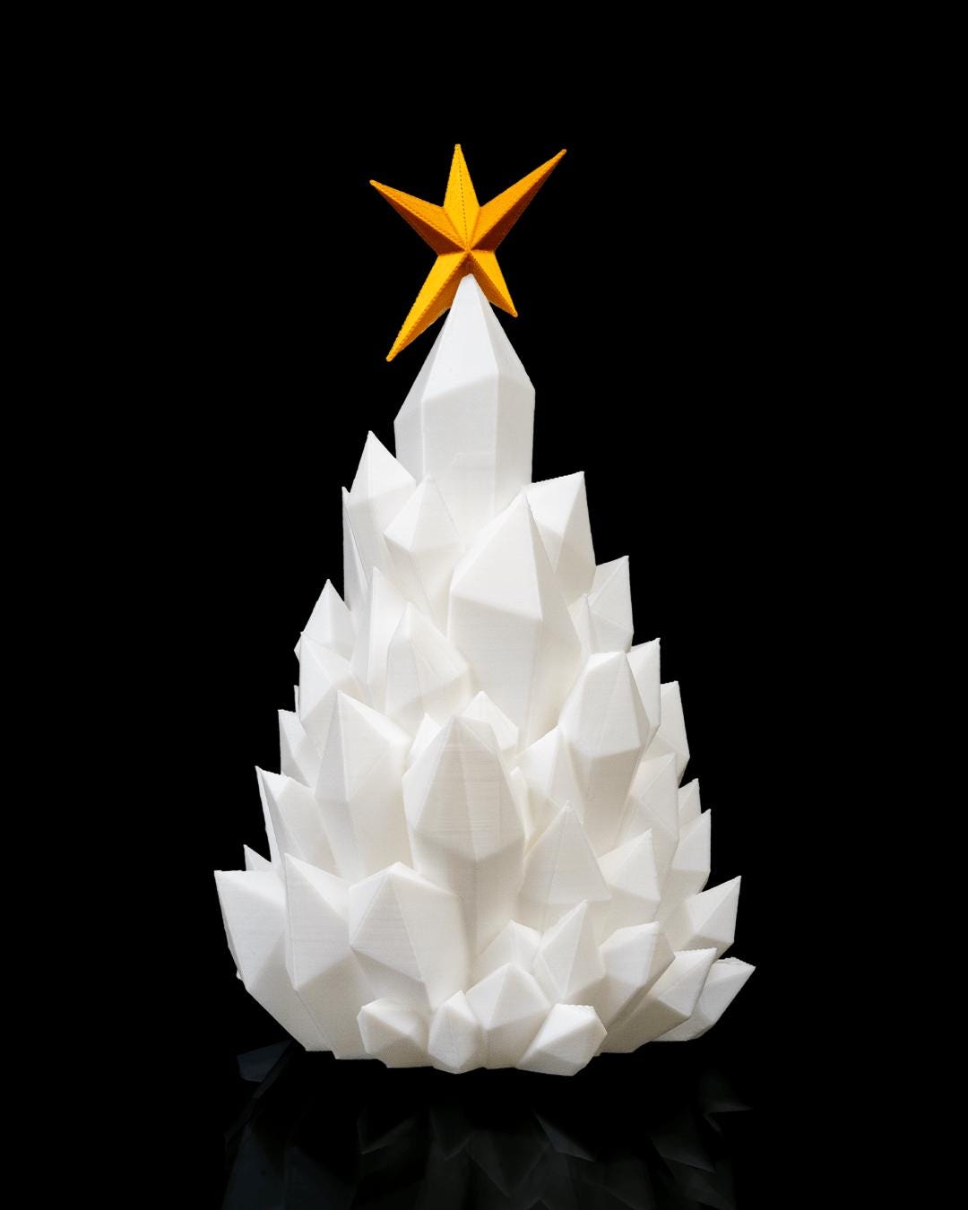 Christmas Crystal Tree Lamp with LED Light – Geometric Winter Holiday Decor – Unique Glowing Tree