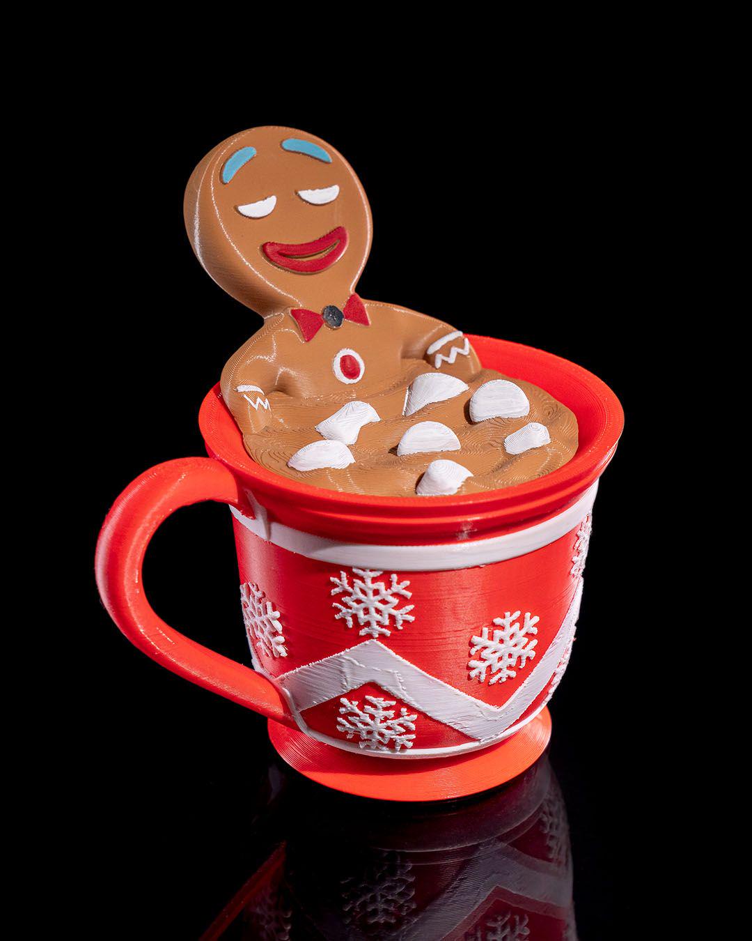 Gingerbread Man Holiday Mug – Hot Cocoa Jacuzzi with Secret Storage
