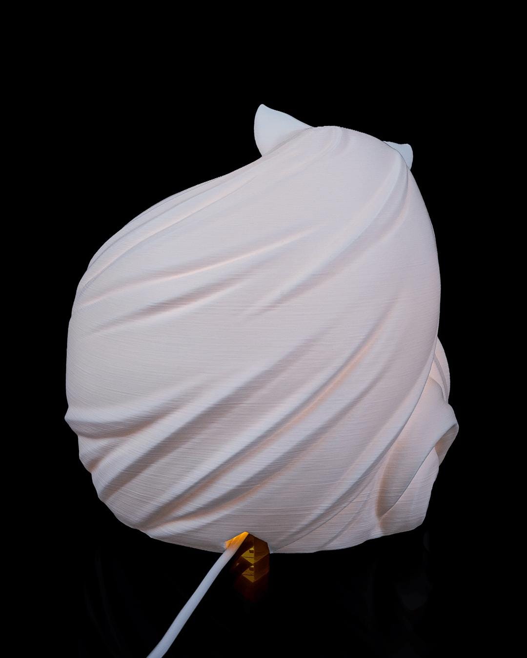 Feline Sphere - Table Lamp