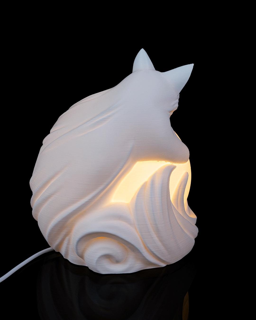 Vulpine Sphere - Table Lamp