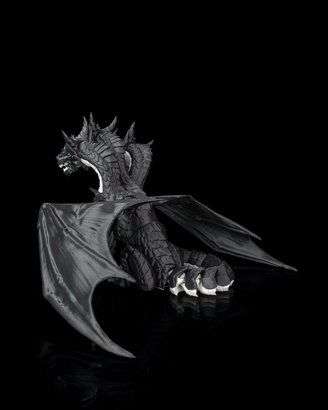 Three-Headed Dragon - Mythical Collection