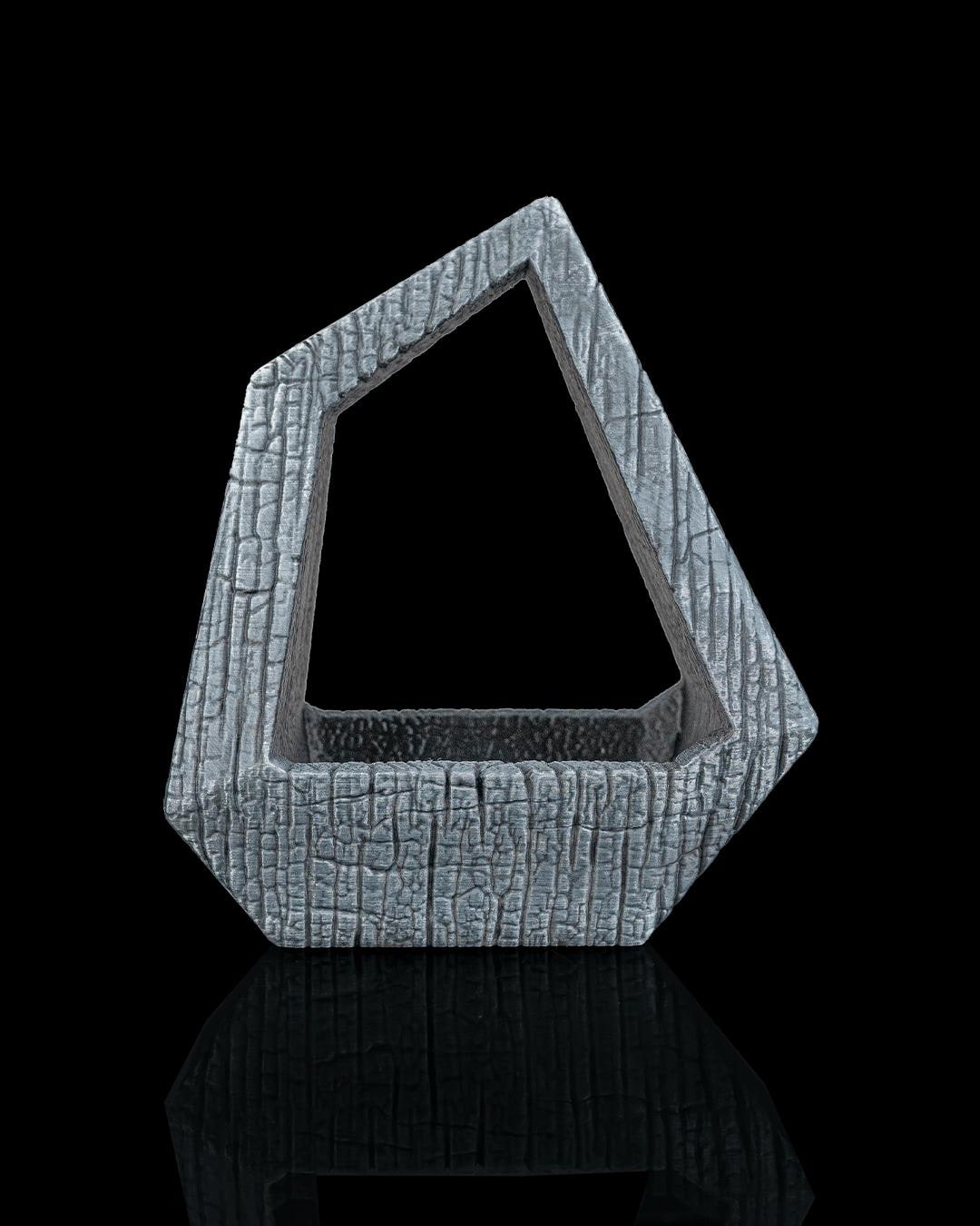 Obsidian Frame - Self-Watering Planter