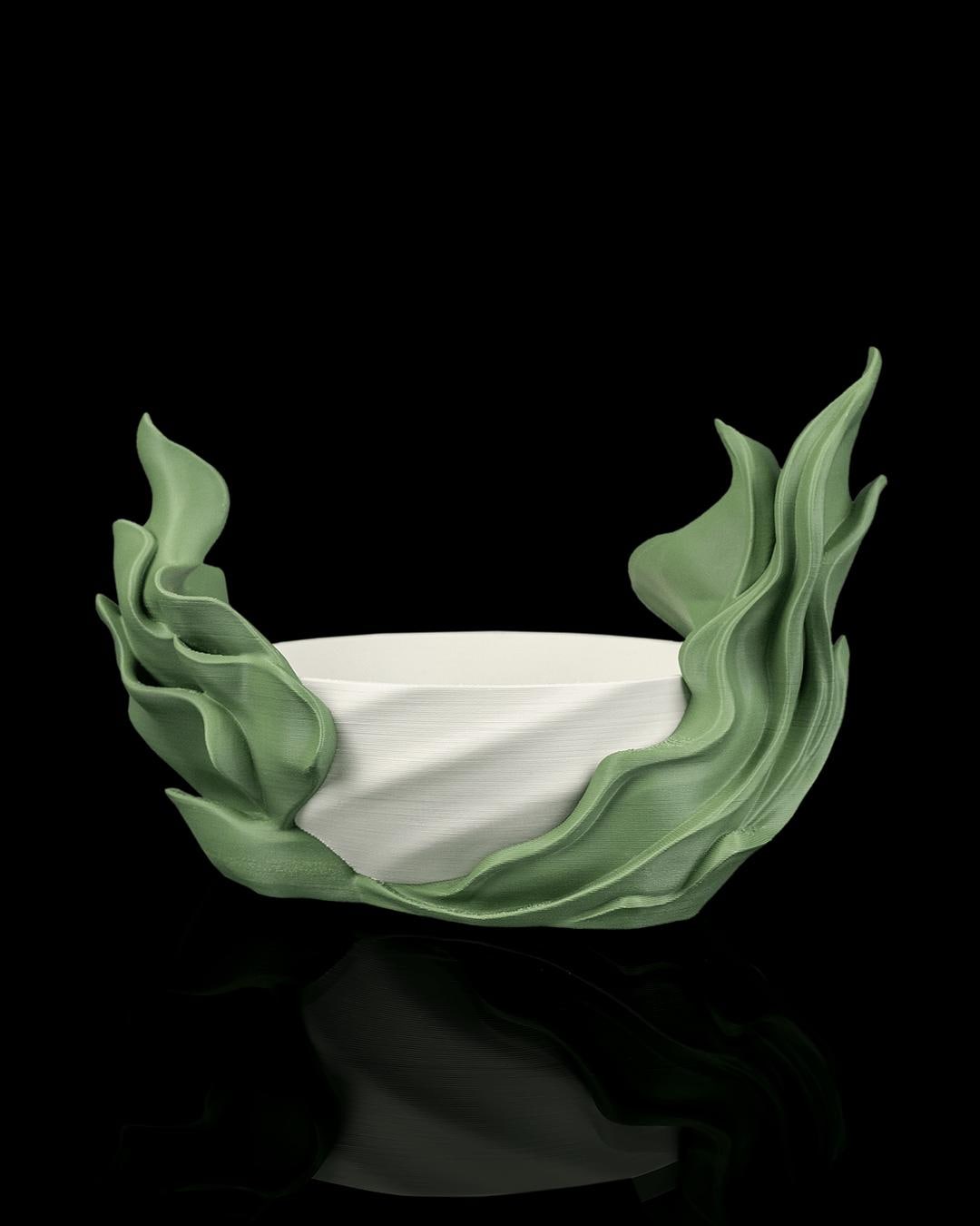 Seaweed Flow - Self-Watering Planter