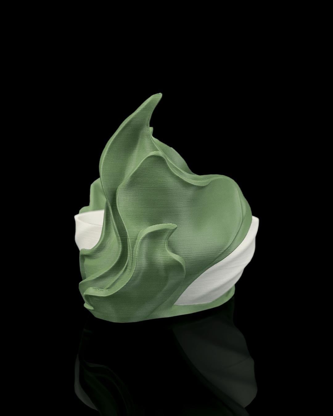 Seaweed Flow - Self-Watering Planter