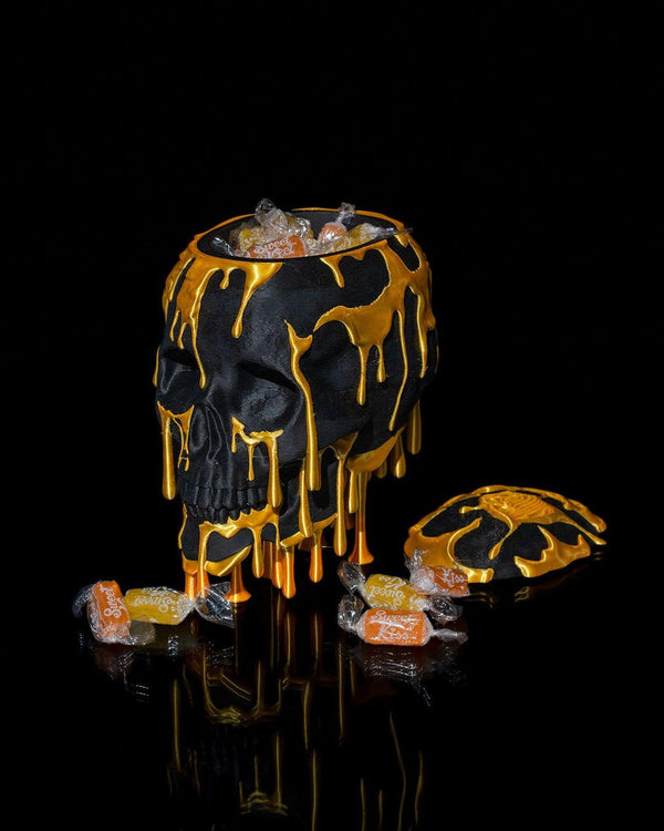 Skull Candy Bucket with Dripping Honey Style Design, Removable Lid, Halloween Candy Holder, Spooky Decor, Trick or Treat
