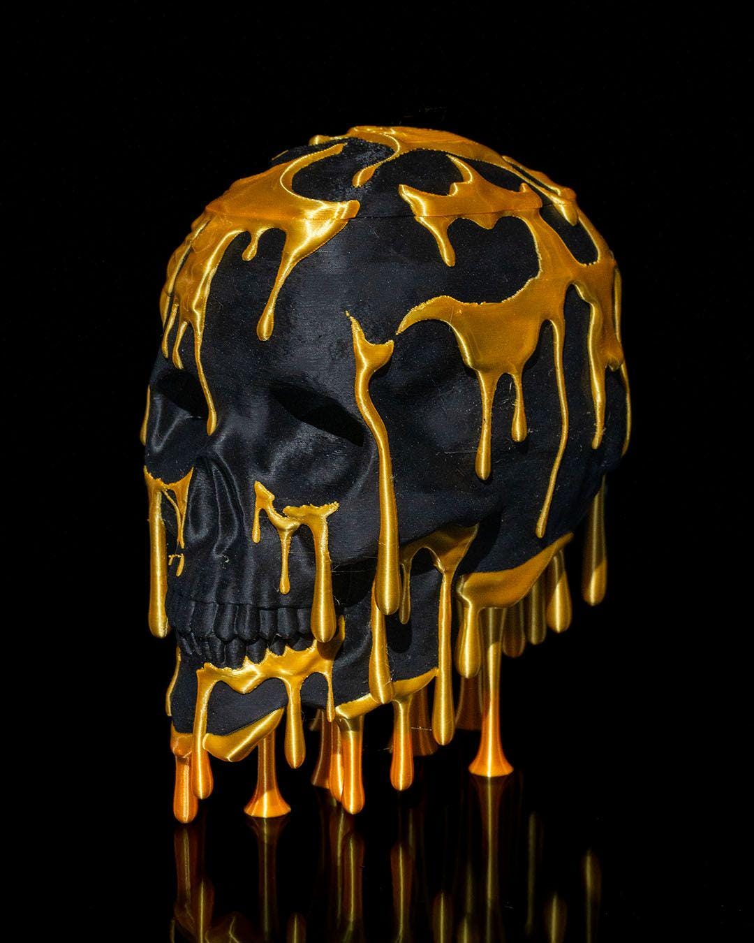 Skull Candy Bucket with Dripping Honey Style Design, Removable Lid, Halloween Candy Holder, Spooky Decor, Trick or Treat