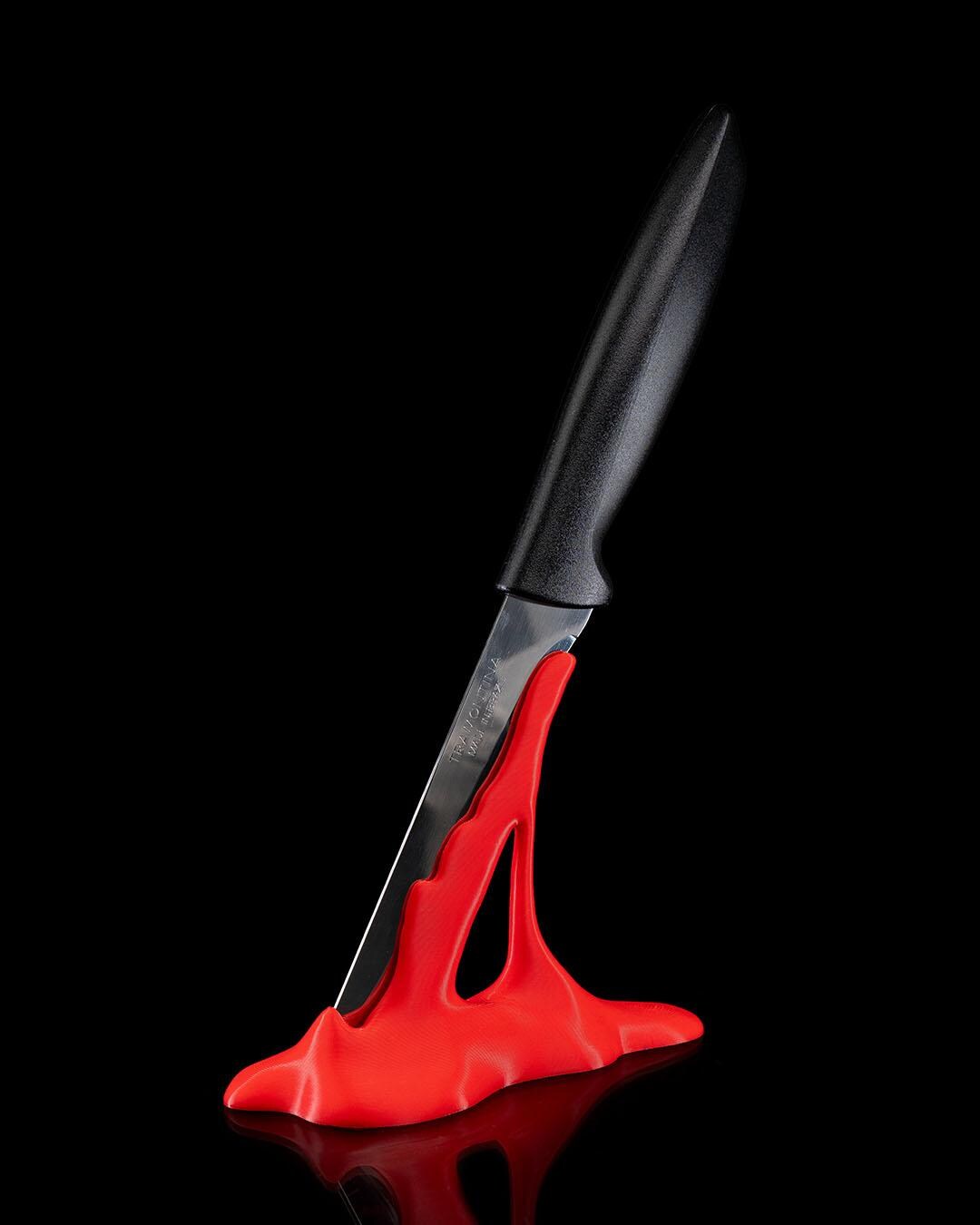 Bloody Sharp Knife Holder, Halloween Spooky Party Decoration, Whimsical Seasonal Display, Haunted House Accent, Fun Fall
